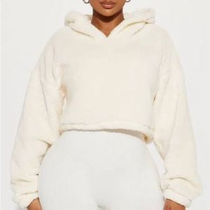 Hollister Plush Cropped Hoodie
